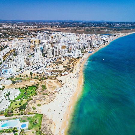 Armacao De Pera Brightness With Pool By Homing Apartman Kültér fotó