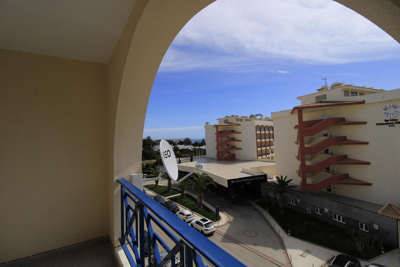 Armacao De Pera Brightness With Pool By Homing Apartman Kültér fotó